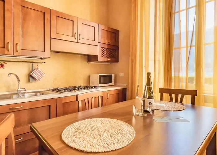 Colibri Lakeview בלאג'יו